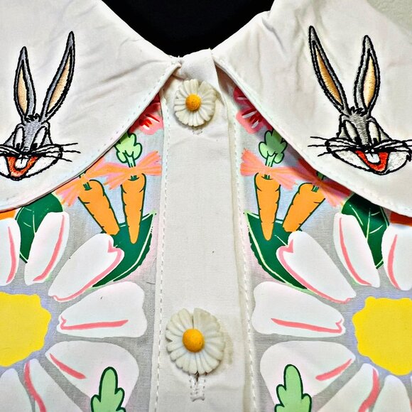 Looney Tunes x Unique Vintage Bugs Bunny Blouse Button Up Embroidered Floral Top - Picture 8 of 12